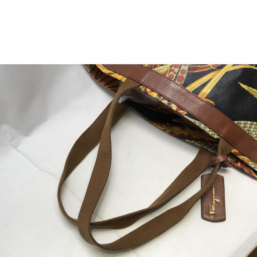 Ferragamo サルヴァトーレフェラガモ/ボタニカル トートバッグ/AG21//425*/Bランク/51