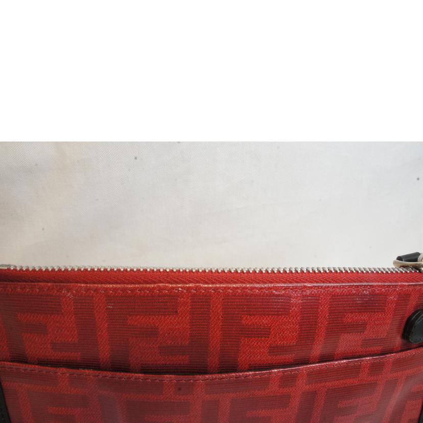FENDI フェンディ/FFズッカ柄PVCジップポーチレッド//Aランク/92