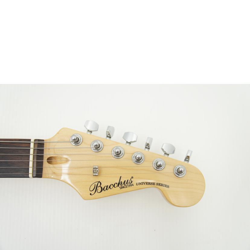 Bacchus バッカス/ST typeエレキギター/universe series//Bランク/75