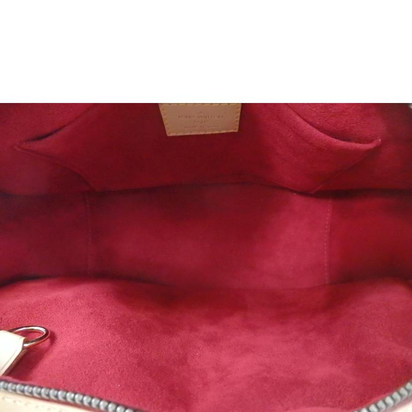 LV ルイヴィトン/クララ/モノグラム/M40057//CA1***/Aランク/84