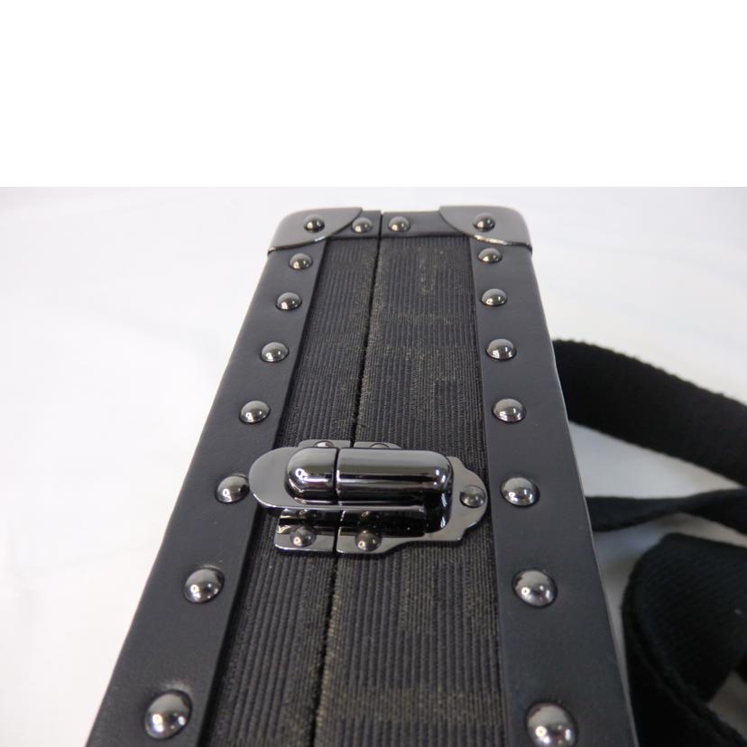 FENDI フェンディ/ショルダーバッグ/ズッカ柄/7VV165-APD8//239*****/Aランク/84