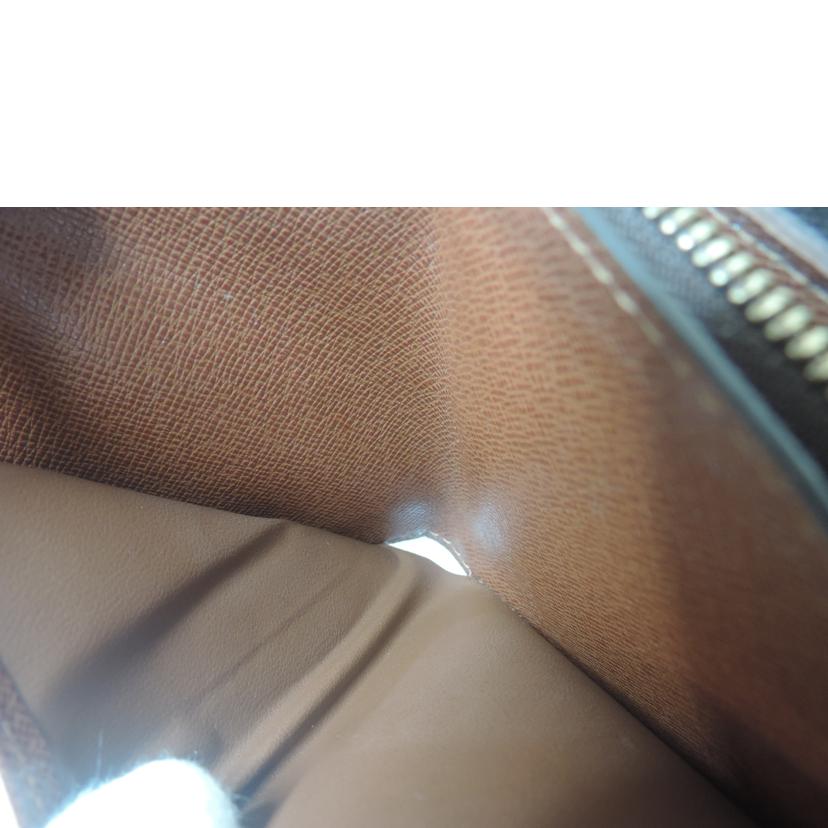 LV ルイヴィトン/コンパクトジップ/モノグラム/M61667//CA0***/Bランク/88