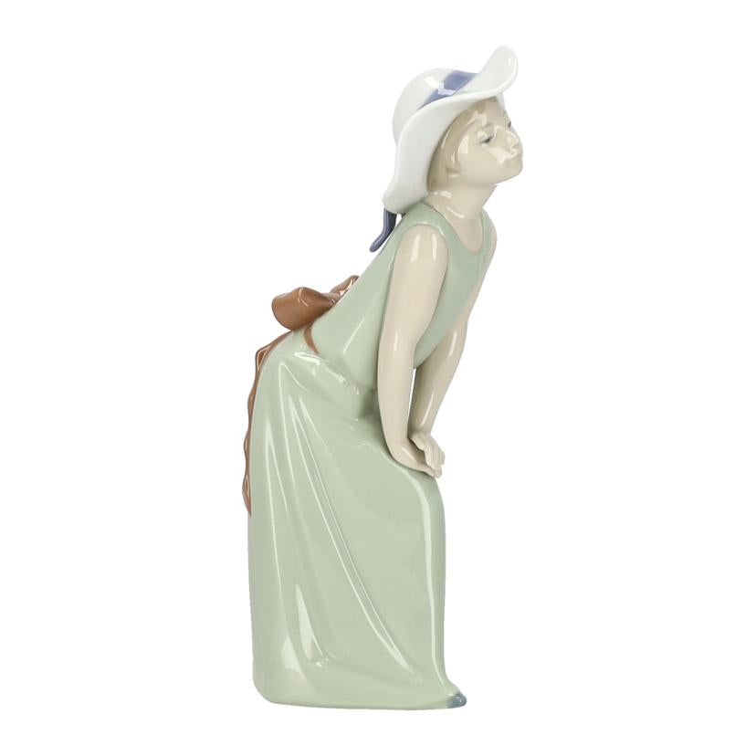 LLADRO リヤドロ/鏡の前で(若草色)/5009//ABランク/42