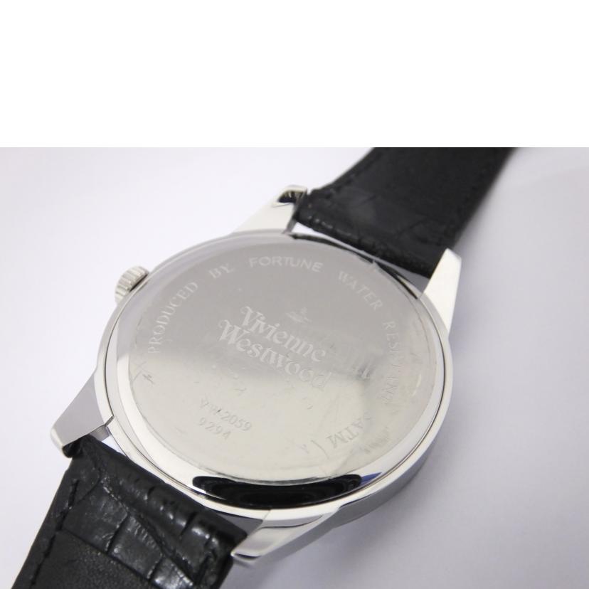 Vivienne W. ヴィヴィアンウエストウッド/オーヴ レギュレーター/白文字盤/メンズクォーツ/VW-2059//929*/Aランク/88