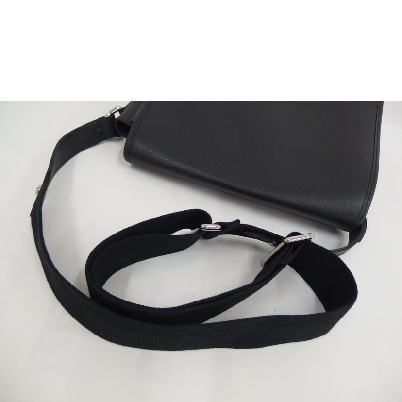 LV ルイヴィトン/アンドレイ/タイガ/M32482//CA1***/Aランク/82