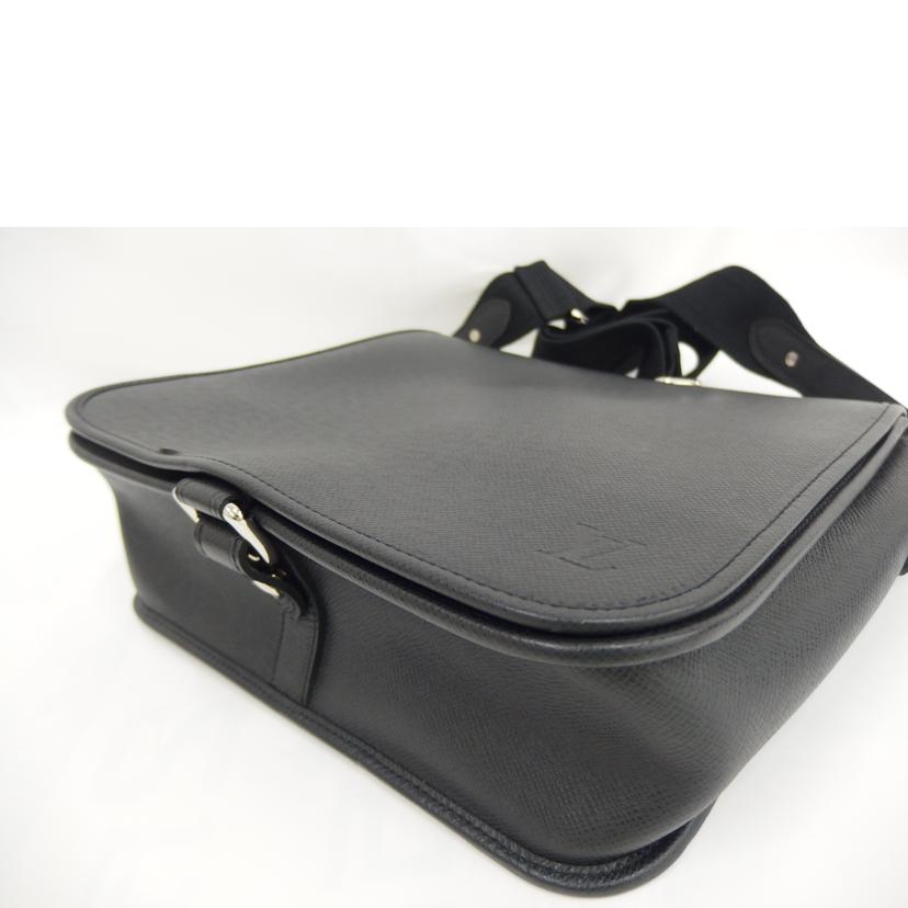 LV ルイヴィトン/アンドレイ/タイガ/M32482//CA1***/Aランク/82