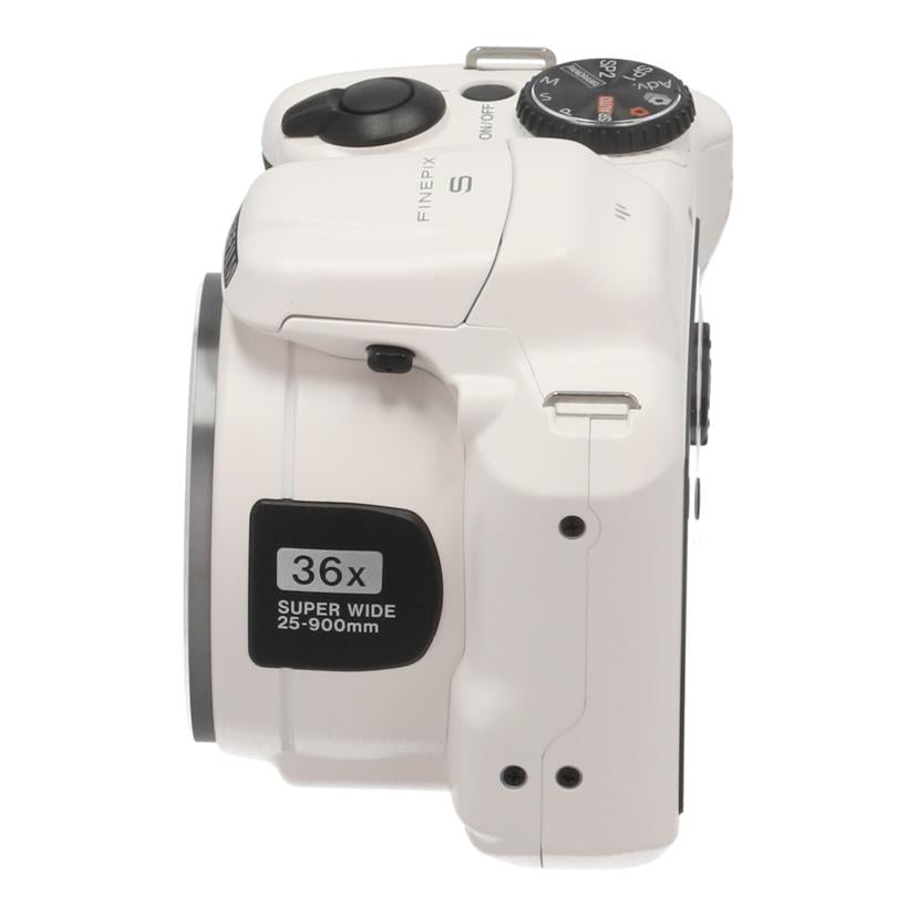 FUJIFILM 富士フイルム /デジタルカメラ/FINEPIX S8600//4S011538/Bランク/67