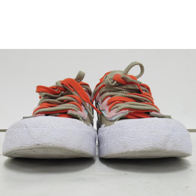 NIKE/スニーカー/ナイキ・KAWS×SAKAI ブレーザーLOW/DM7901-200//ABランク/63