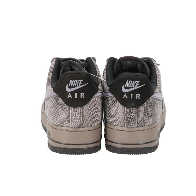nike ナイキ/ナイキエアフォース1 07 LV8 EMB/HF2898-001//Aランク/93