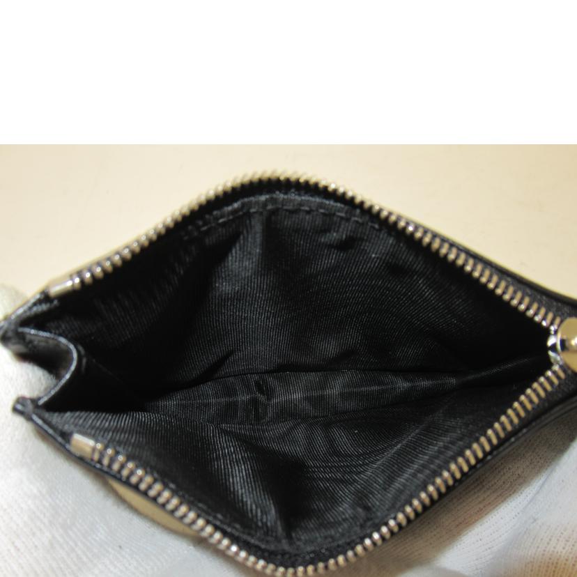 GUCCI/フラグメントケース/エンボス/GGシグネチャー/657570//114*/SAランク/63