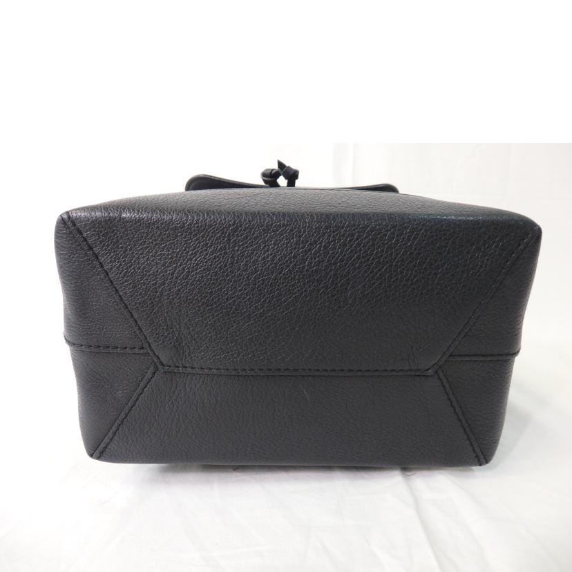 LV ルイヴィトン/ロックミー/バックパック/ノワール/M41815//DU1***/ABランク/84