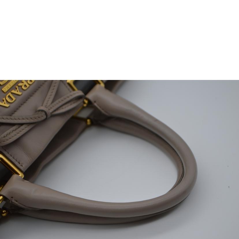 PRADA プラダ/ソフトカーフ2wayレザーハンド/パミス/BN2243//25/Bランク/89