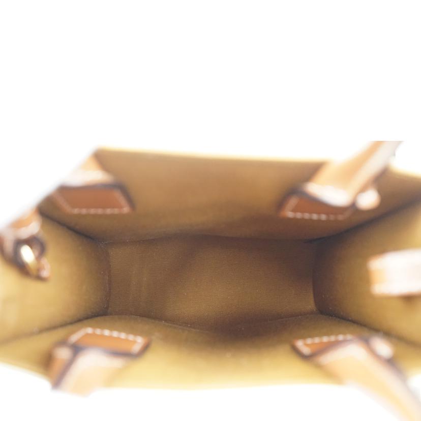 CELINE セリーヌ/ミニバーティカルトリヨン//U-A******/Aランク/67