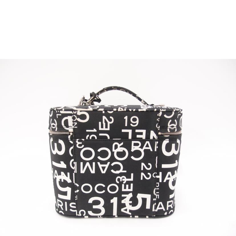 CHANEL シャネル/バイシーラインバニティ/ブラック//738****/Aランク/69