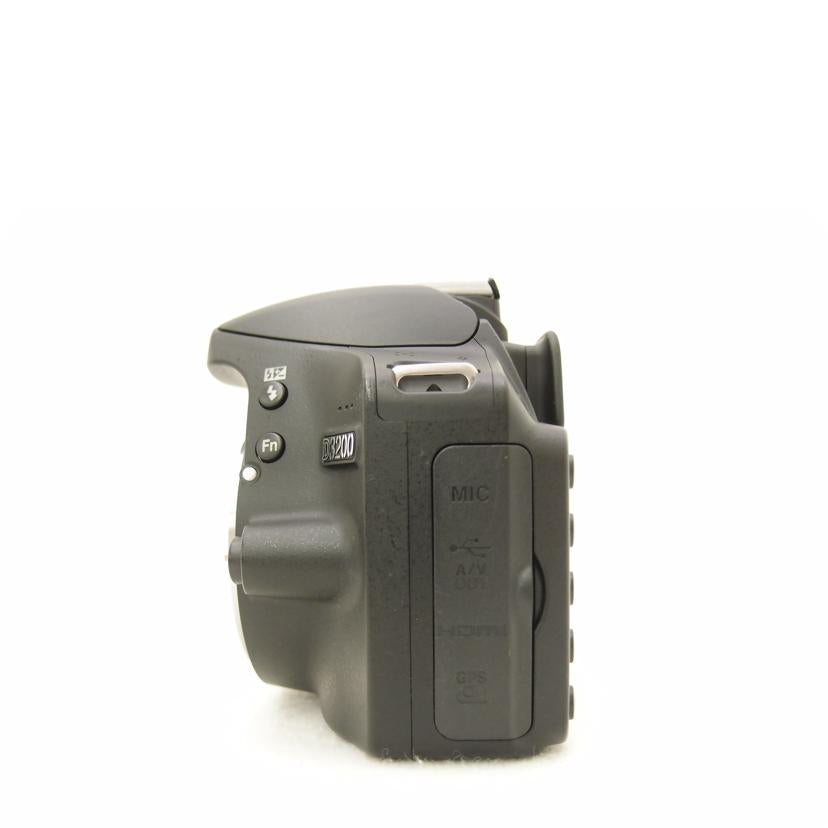 Nikon ニコン/デジタル一眼レフカメラ ボディ/D3200//2223766/Aランク/69