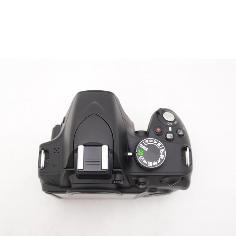 Nikon ニコン/デジタル一眼レフカメラ ボディ/D3200//2223766/Aランク/69