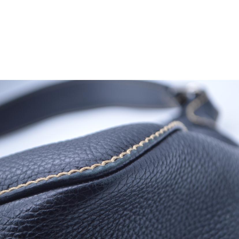 CHANEL シャネル/キャビアスキンロゴフリンジレザーワンショルダー//835****/ABランク/89