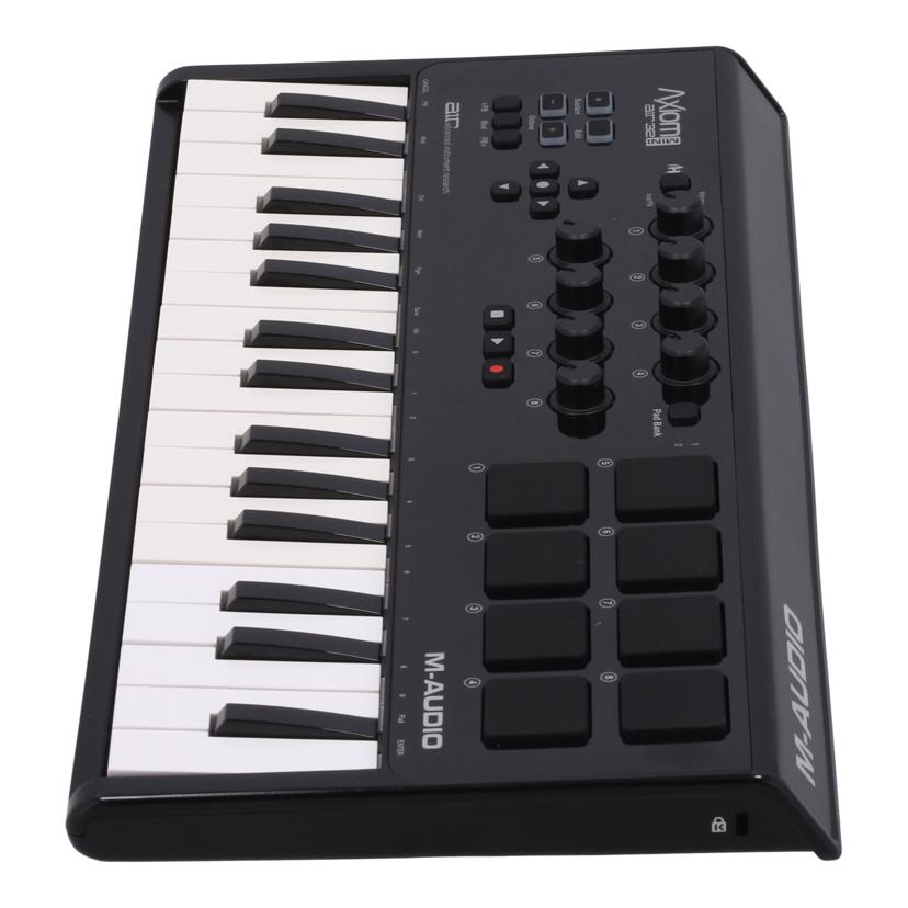 M-AUDIO Mオーディオ/MIDIキーボードコントローラー/Axiom AIR Mini 32//(21)B51901146185498/Bランク/77