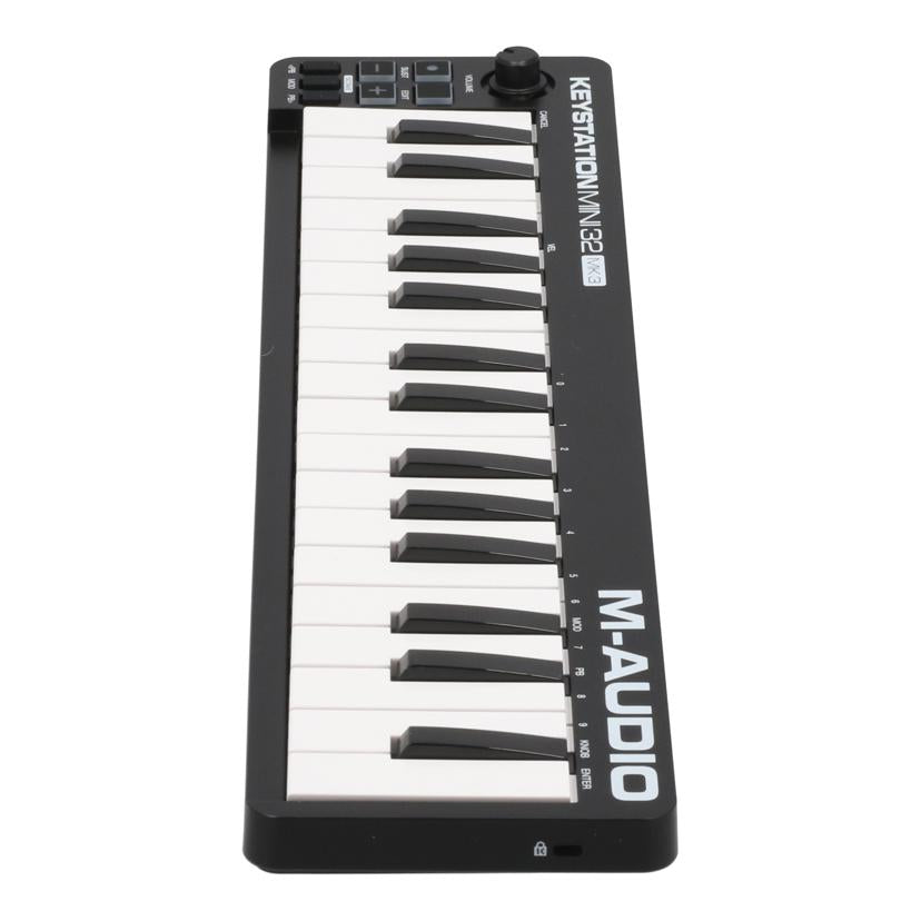 M-AUDIO Mオーディオ/MIDIキーボードコントローラー/Keystation Mini 32 MK3//B52509240114145/Bランク/69