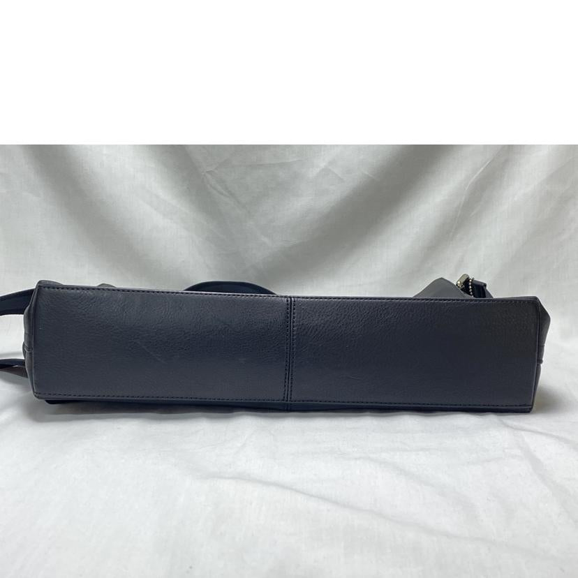 COACH コーチ/メッセンジャーバッグ/F71726//Bランク/52