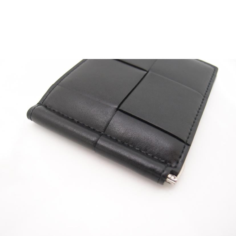 BOTTEGA VENETA ボッテガヴェネタ/マキシイントレチャート二つ折り札入れ/ブラック//Aランク/69