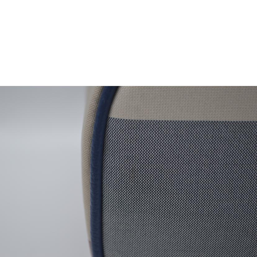 BLUE LABEL ブルーレーベル/クレストブリッジチェックバニティハンドポーチ/55214-346-42//Aランク/89