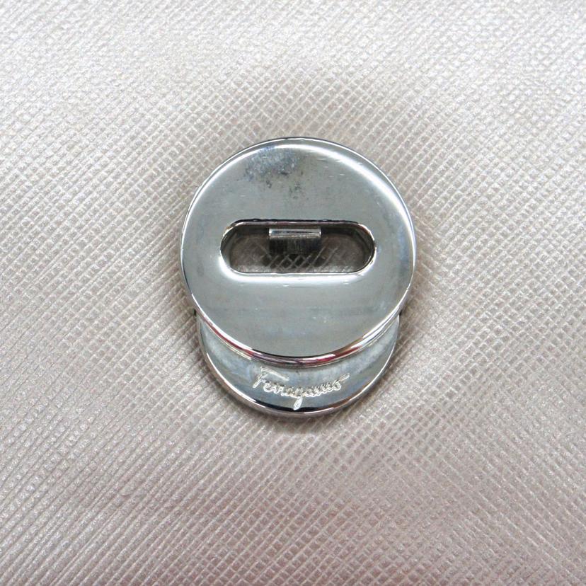 Salvatore Ferragamo サルヴァトーレ フェラガモ/ガンチーニ チェーン ショルダーバッグ/ベージュ/AU-21//B72*/ABランク/75