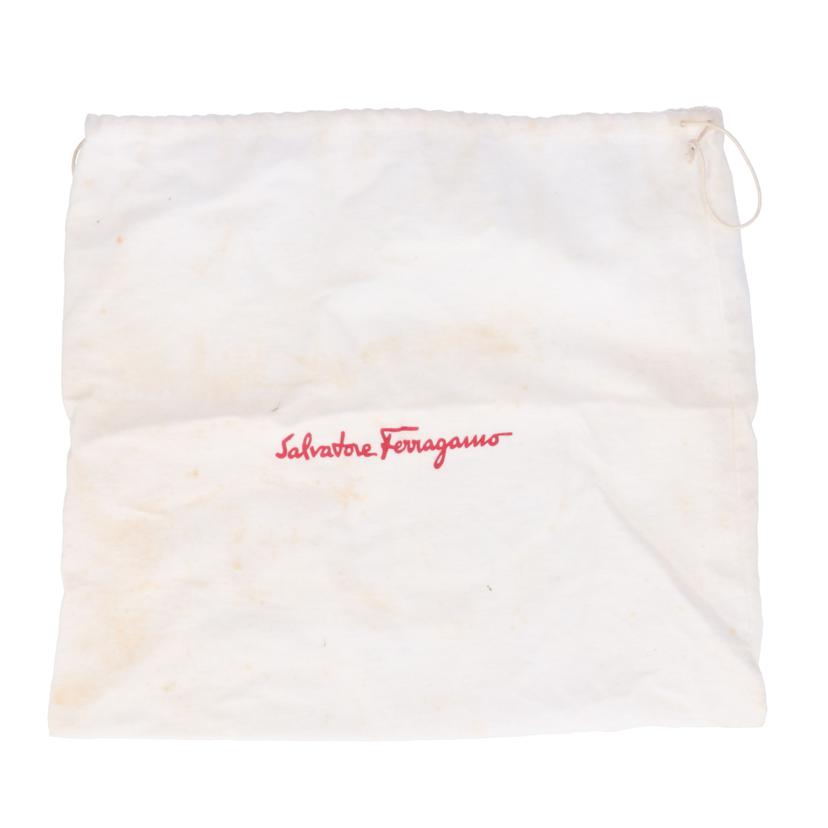 Salvatore Ferragamo サルヴァトーレ フェラガモ/ガンチーニ チェーン ショルダーバッグ/ベージュ/AU-21//B72*/ABランク/75