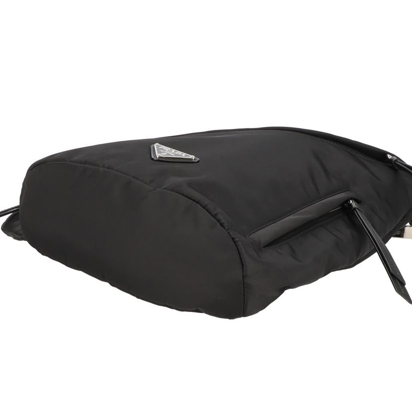 PRADA プラダ/Reナイロン/トライアングルロゴボディバッグ/バックパック/2VZ092//Aランク/91