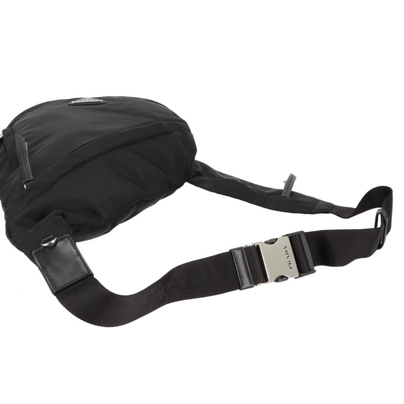 PRADA プラダ/Reナイロン/トライアングルロゴボディバッグ/バックパック/2VZ092//Aランク/91