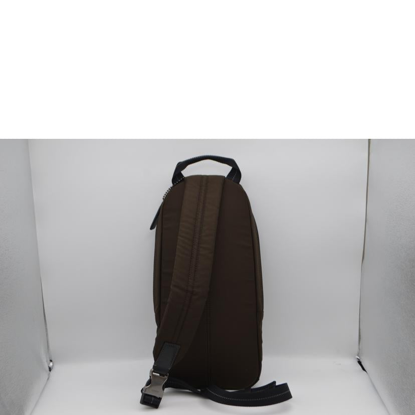 COACH コーチ/ヴァリックナイロンスリングレザーワンショルダー/F70692//A14**/Aランク/89