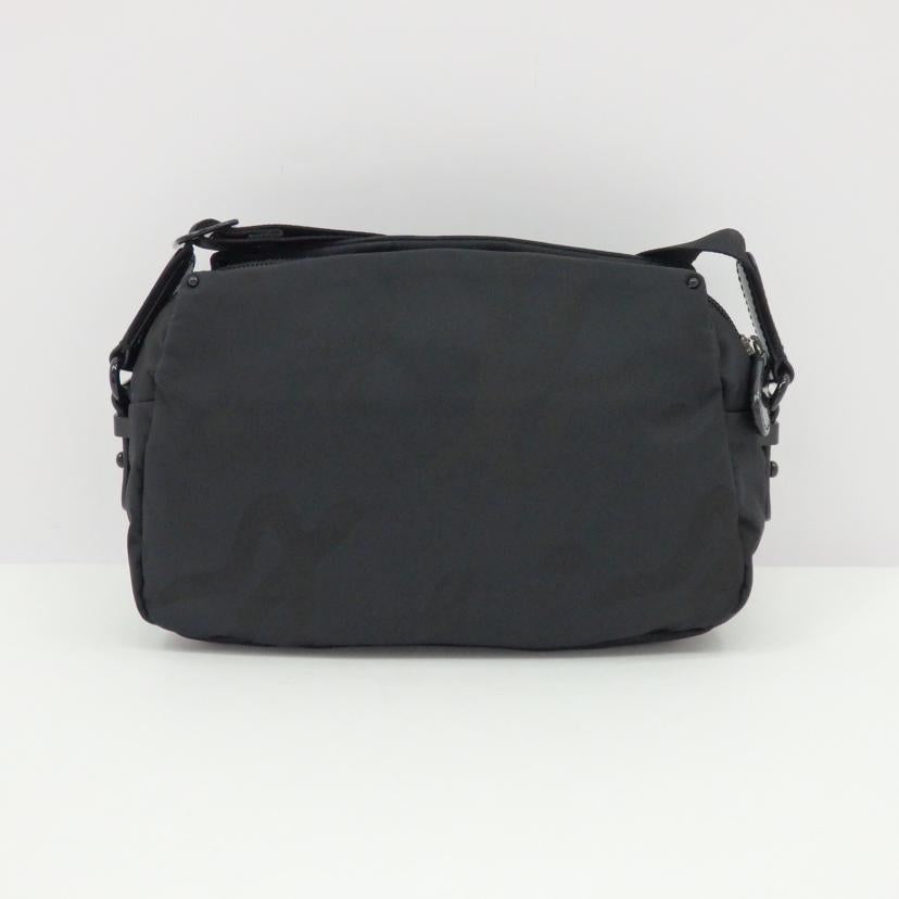 agnes b. アニエスベー/ナイロンショルダーバック//Aランク/77