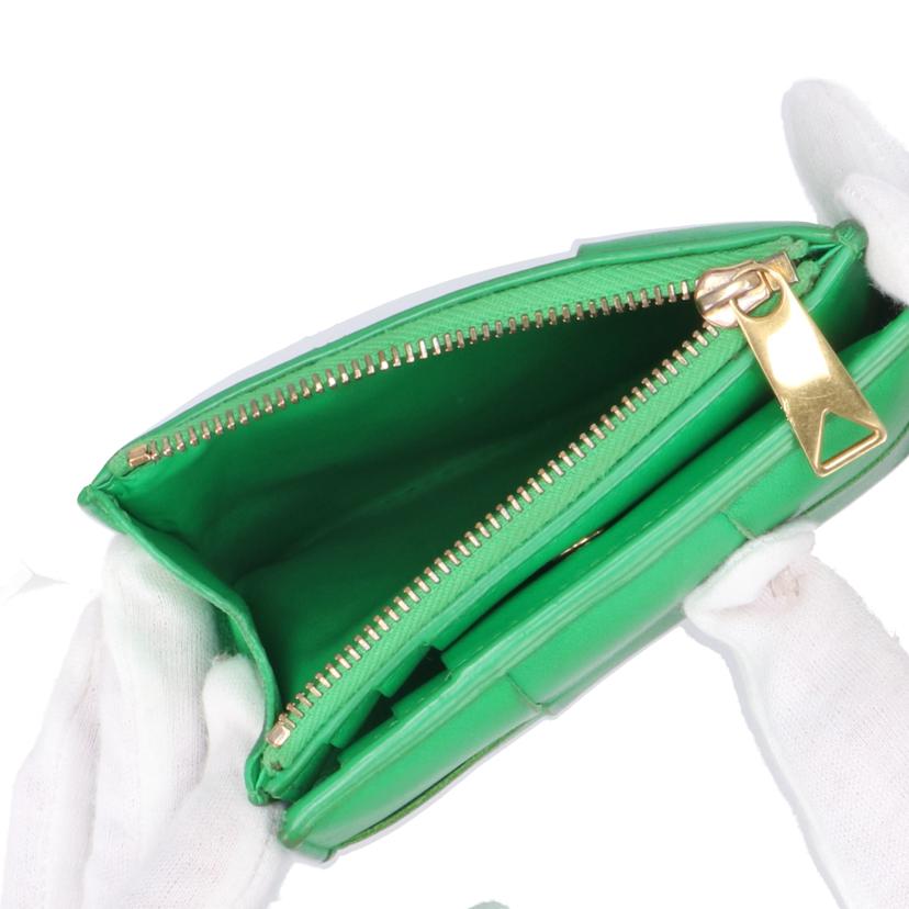 BOTTEGA VENETA ボッテガヴェネタ/スモールカセット/イントレチャート/二つ折り財布//P02*******/BCランク/19