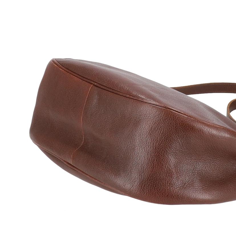 IL BISONTE イルビゾンテ/レザーショルダーバッグ//Aランク/76