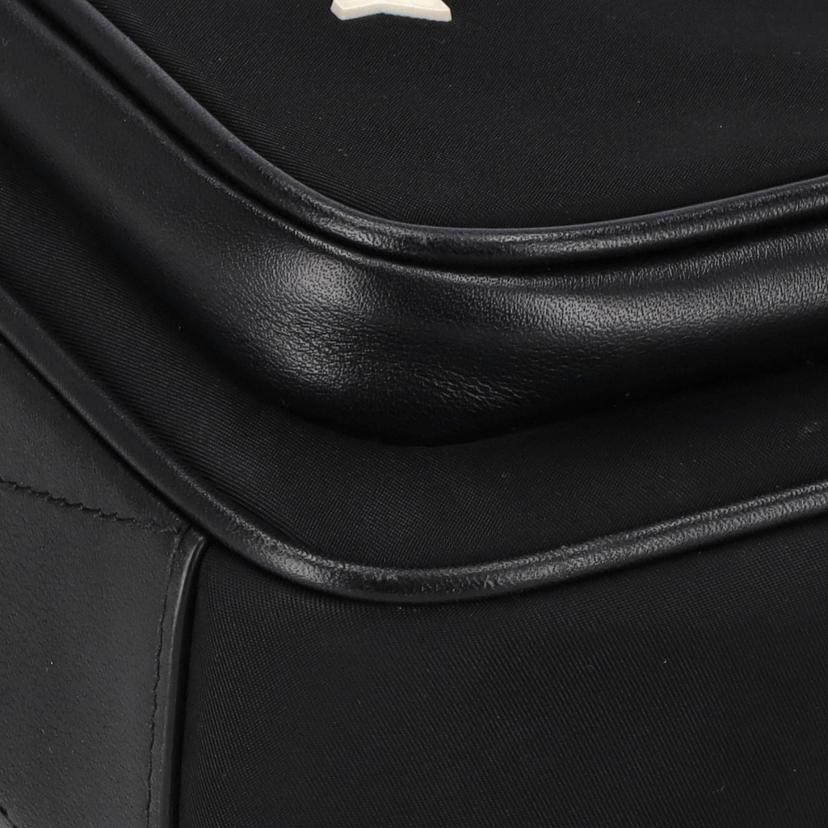 BURBERRY バーバリー/バーバリーナイロンクロスボディショルダー/ブラック//804****/ABランク/75