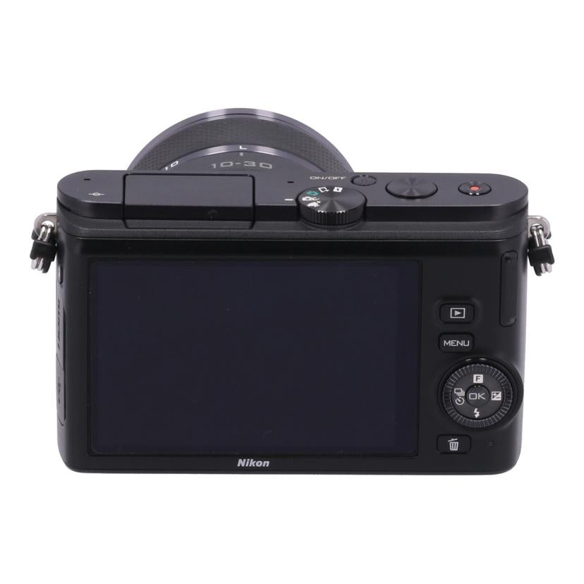 Nikon ニコン/ミラーレス一眼 レンズキット/Nikon1 J3 レンズキット//21003394/Cランク/05