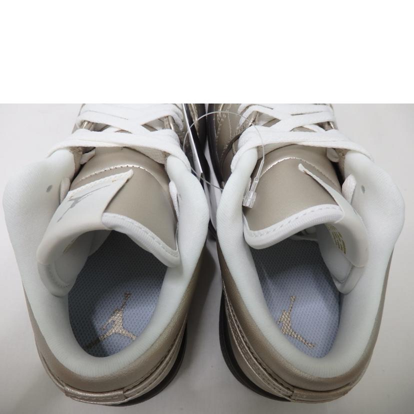 NIKE ナイキ/WMNS AIR JORDAN1 LOW SE/24.0cm/HQ3529-099//Sランク/84