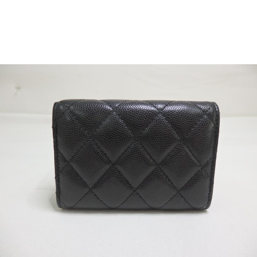 CHANEL/キャビアスキンマトラッセクラシックスモールフラップウォレット /AP0230//319*****/SAランク/84