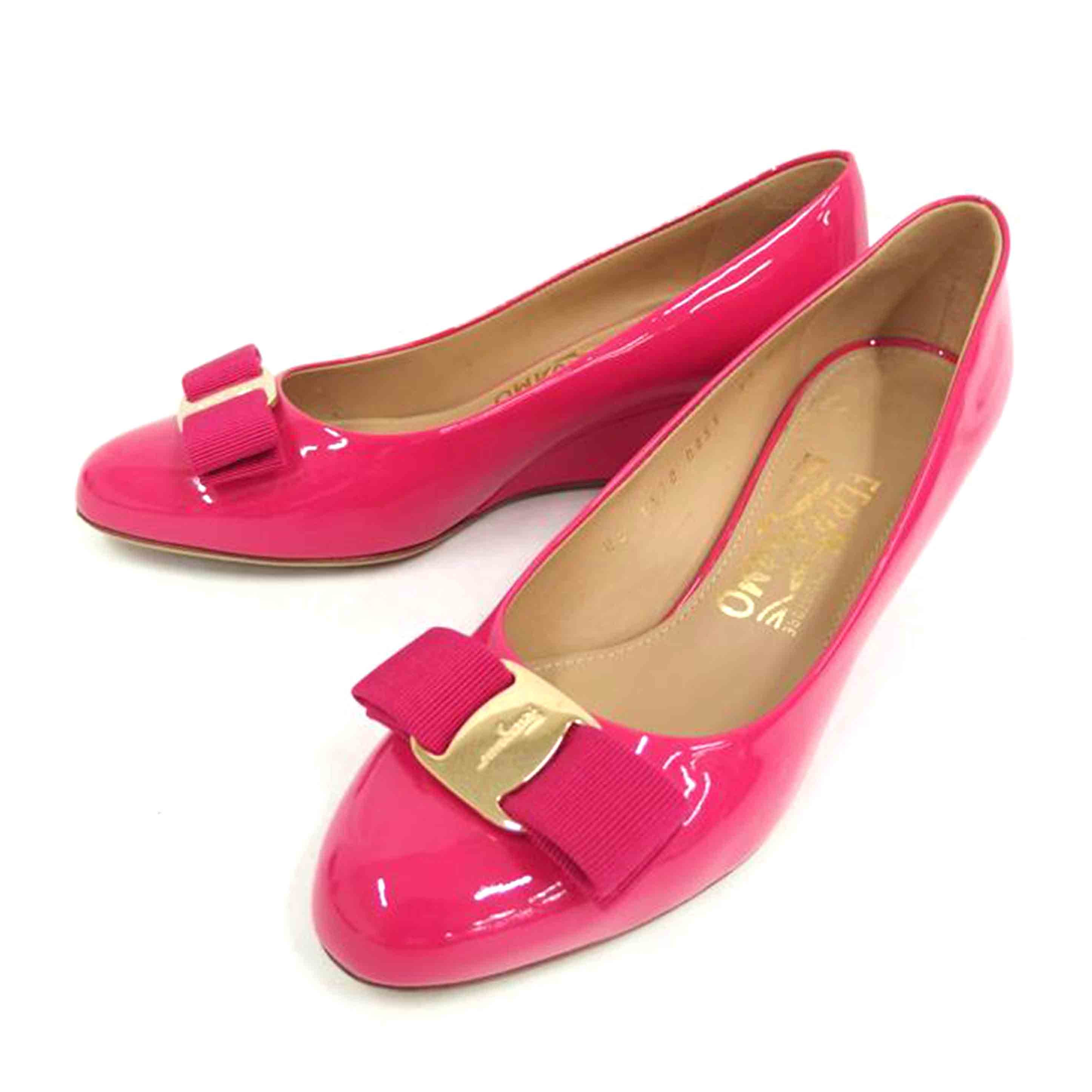 FERRAGAMO フェラガモ/FERRAGAMO ヴァラリボン エナメルパンプス/PK//ABランク/82