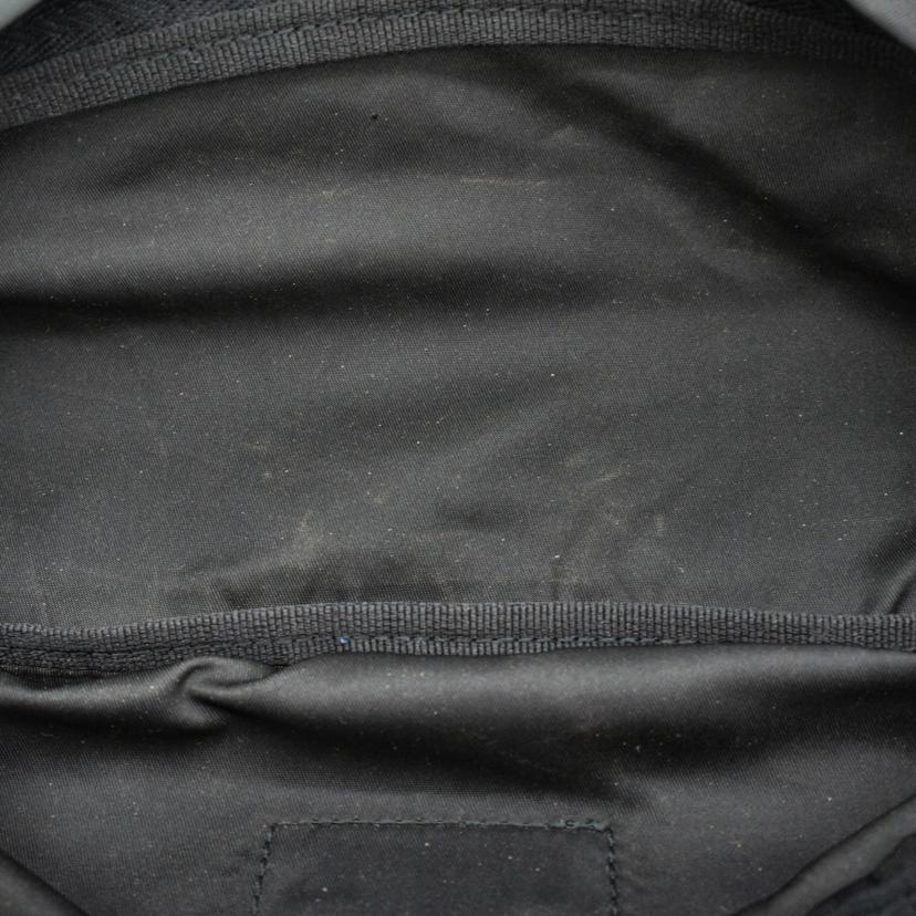 PRADA プラダ/PRADA/ウエストバッグ/ボディバッグ/ナイロン/ブラッグ/2VL132//84/BCランク/19