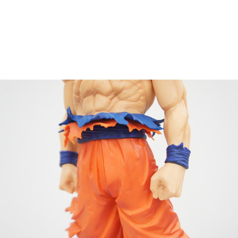 BANDAI SPIRITS バンダイ スピリッツ/【現状品】ラストワン賞 孫悟空(身勝手の極意〝兆 ) MASTERLISE フィギュア//ABランク/01