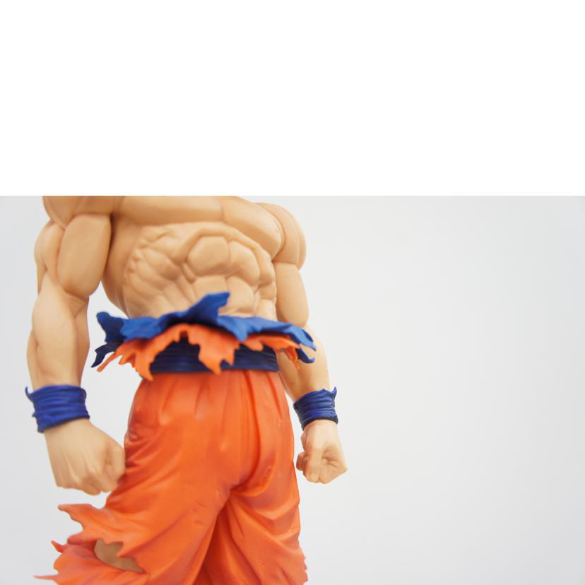 BANDAI SPIRITS バンダイ スピリッツ/【現状品】ラストワン賞 孫悟空(身勝手の極意〝兆 ) MASTERLISE フィギュア//ABランク/01