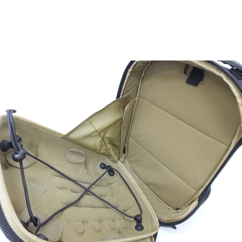 HAZARD4/ヒバチライトハードシェル//Aランク/88