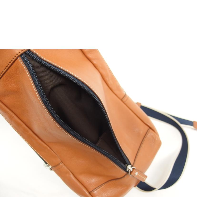 COACH コーチ/レザークロスボディバッグ/F70811//A14**/Bランク/04