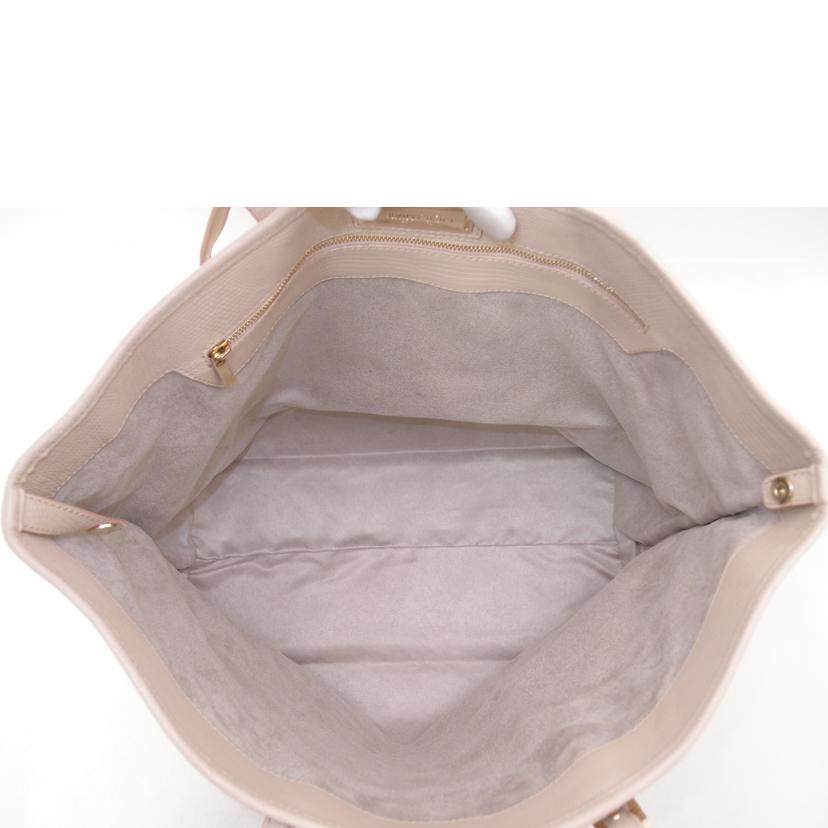 JIMMY CHOO ジミーチュウ トートバッグ ショルダーバッグ 肩掛け ゴールド金具 レディース/サシャスタッズトート/ベージュ//1Y9***/ABランク/69