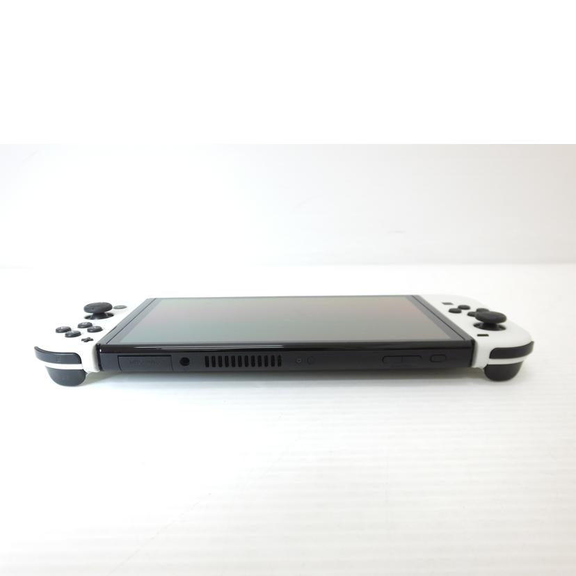 nintendo 任天堂/有機ELモデルスイッチ本体ホワイト /HEG-S-KAAAA//XTJ504192259/ABランク/88
