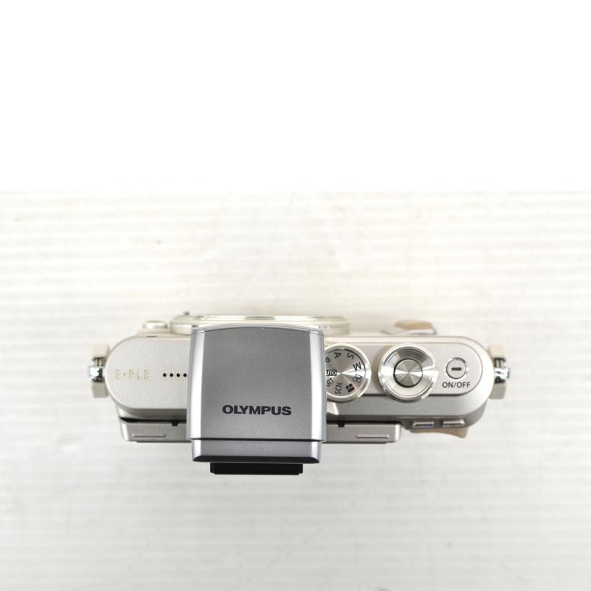 OLYMPUS/ミラーレス一眼/E-PL8 EZ Wズームキット//8HRA01504/ABランク/75