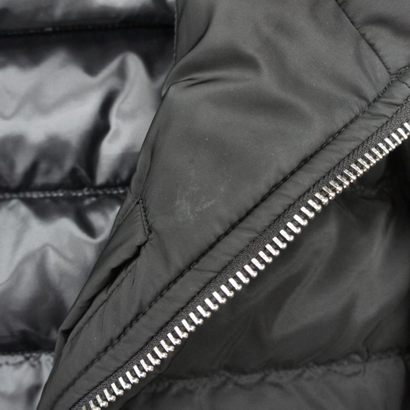 PRADA プラダ/トライアングルロゴ/ダウンジャケット/SGH072//サイズ:50/ABランク/91