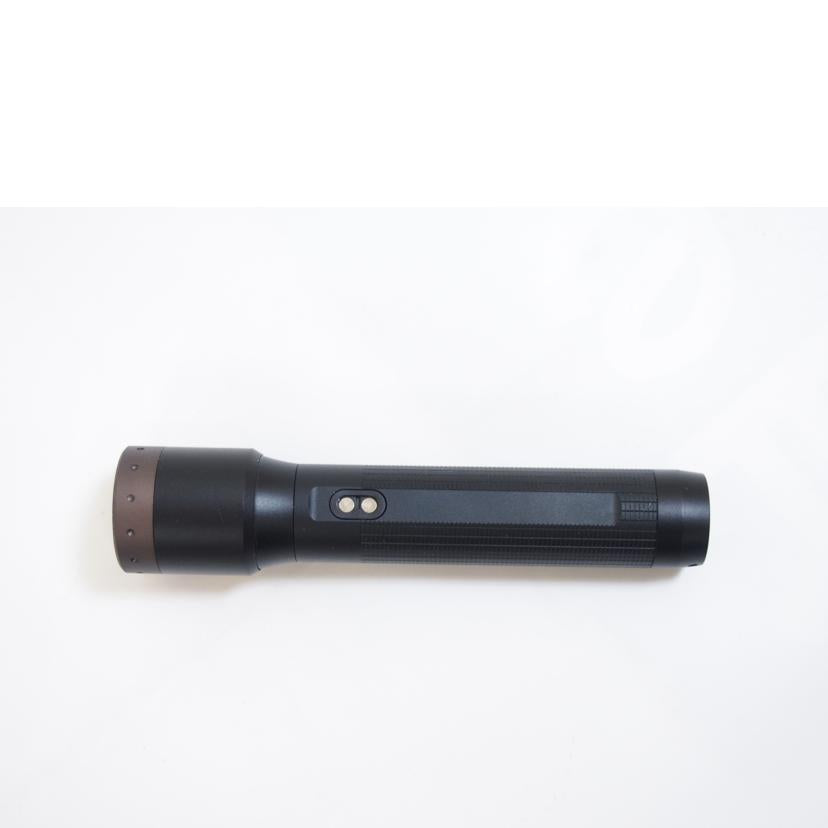 LED LENSER P7CORE//Sランク/71