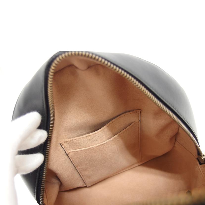 GUCCI グッチ/GGマーモント/キルティングレザーバックパック/476671//001***/Aランク/04